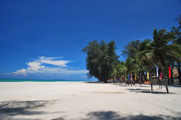 Top 10 Beaches In Johor For A Weekend Getaway 2024