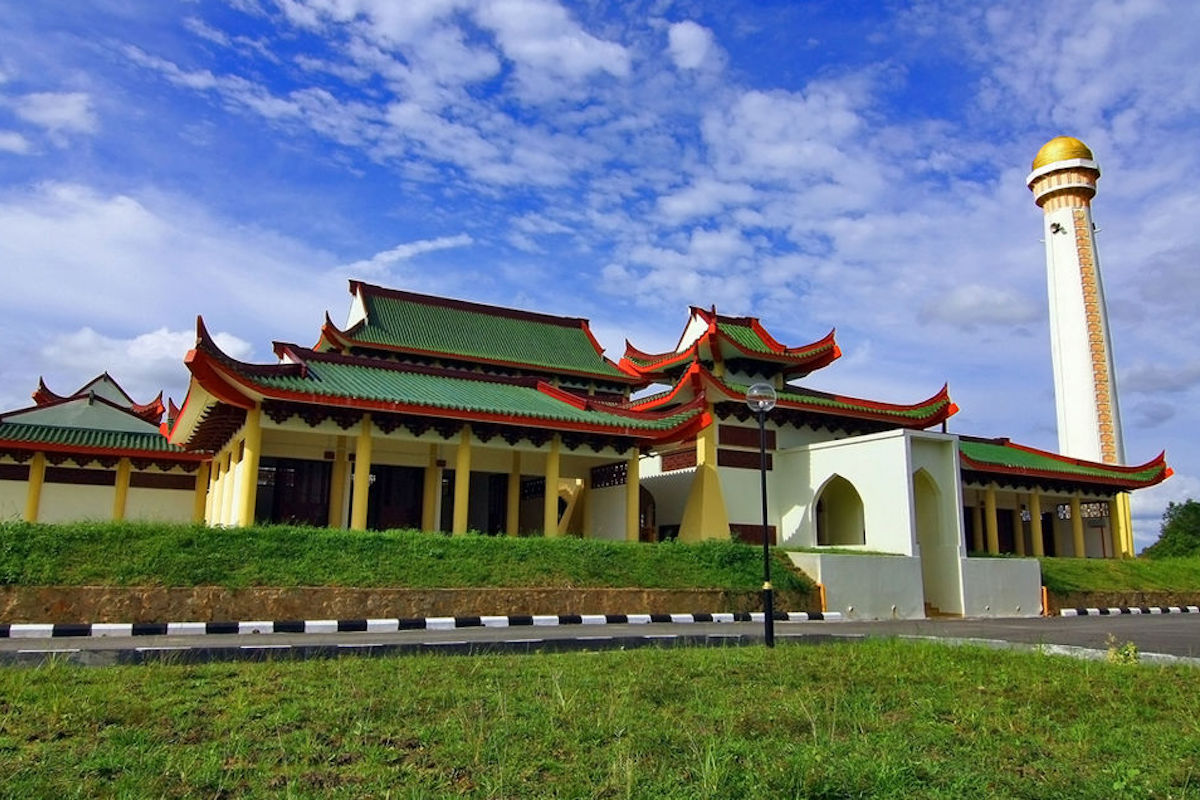 Masjid Jubli Perak Sultan Ismail Petra (Sultan Ismail Petra Silver Jubilee Mosque)